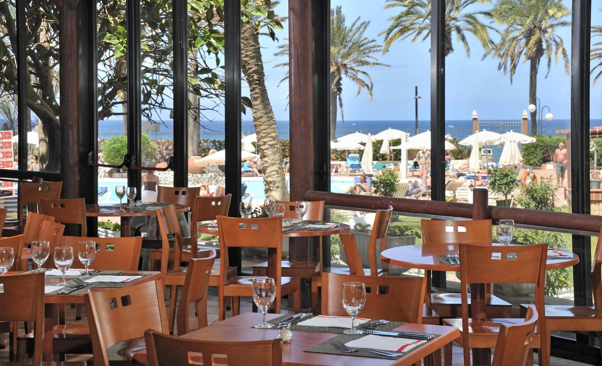 פלאייה דה לאס אמריקס Sol Tenerife מסעדה תמונה